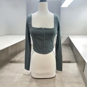 MABLE Green Long Sleeve Crop Top NWOT